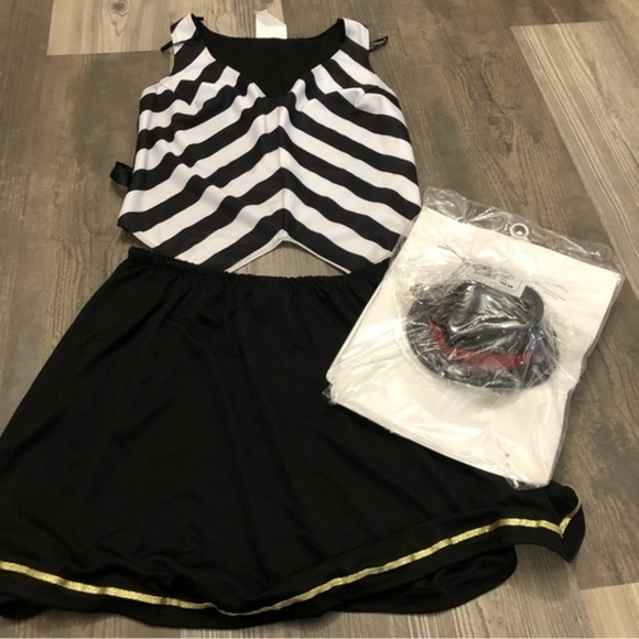 Ringleader Circus Halloween Costume Large - Picture 5 of 5